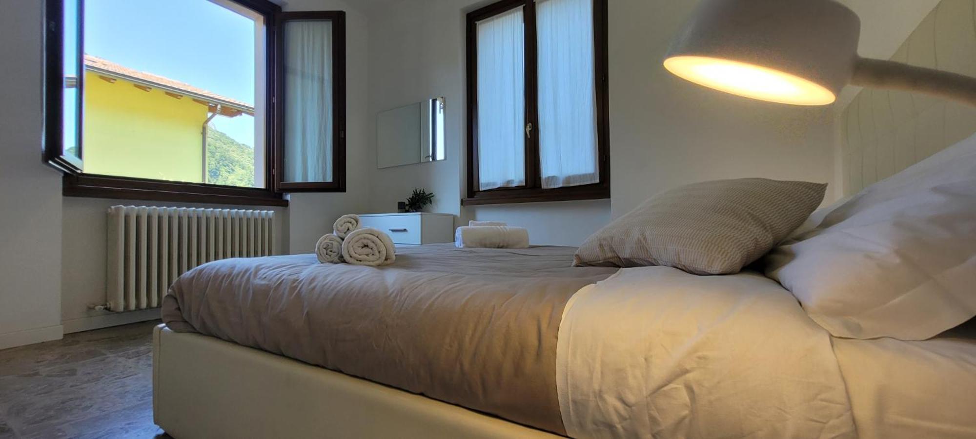 Terrazza Fucinetta Apartment Introbio Luaran gambar
